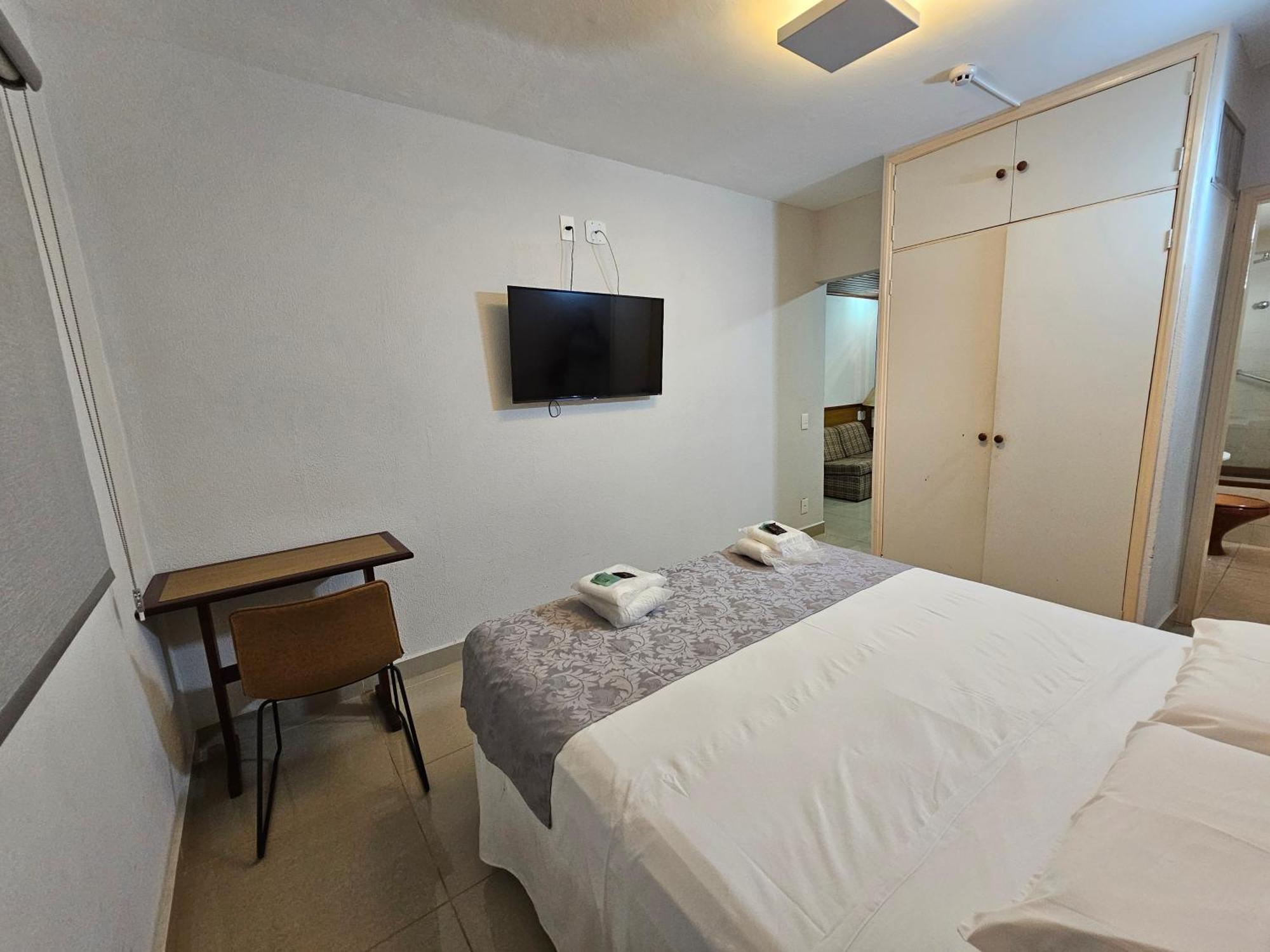 Optimum Plaza Hotel Monte Alto Luaran gambar