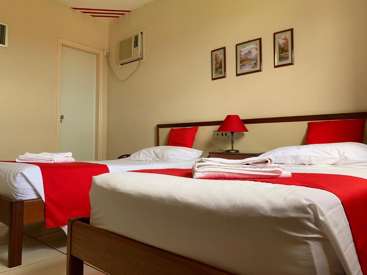 Optimum Plaza Hotel Monte Alto Luaran gambar
